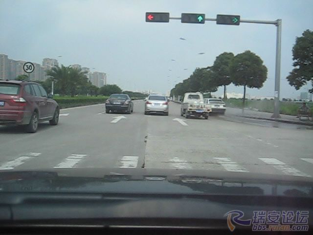 235600ibkc1l7kc071jo11.jpg